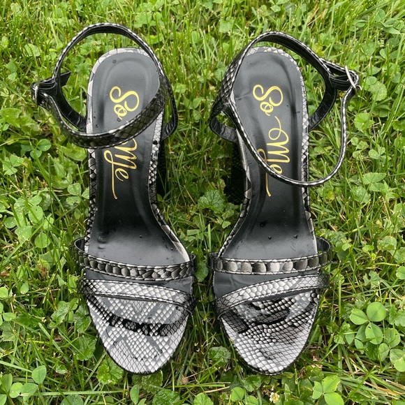 New never worn size 6 womens So Me heels - Picture 6 of 6